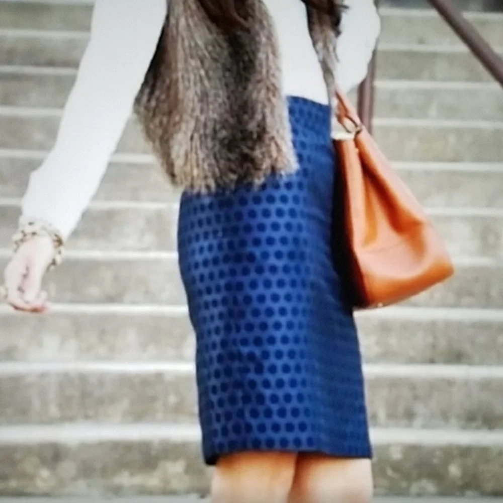 J. Crew Navy Blue Polka Dot Sheen Pencil Skirt Size 4 Business Dressy